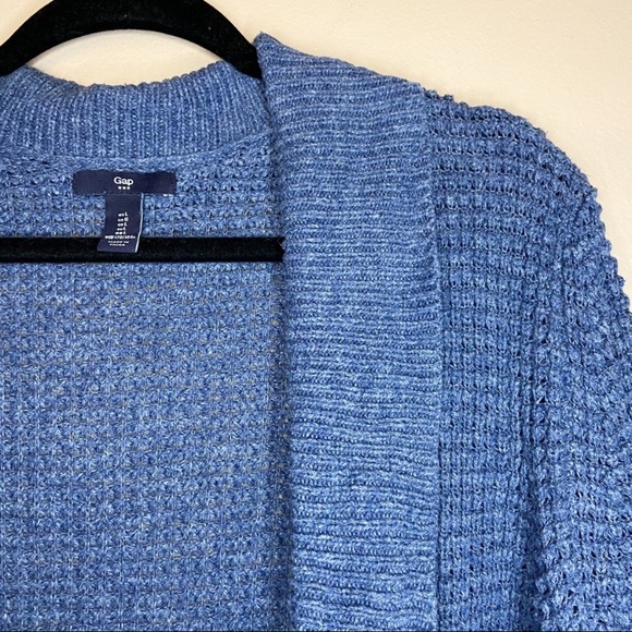 GAP BLUE COZY KNIT SWEATER CARDIGAN - Picture 2 of 5
